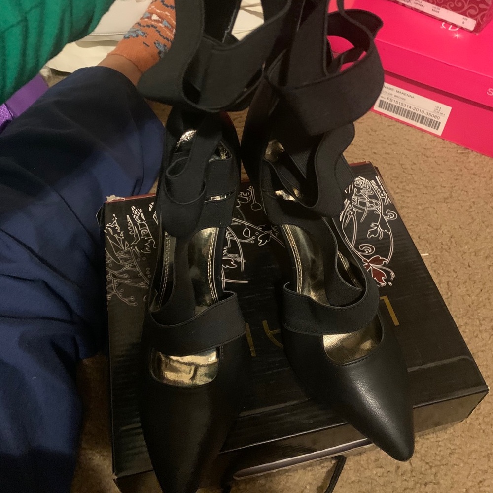 Lady heel